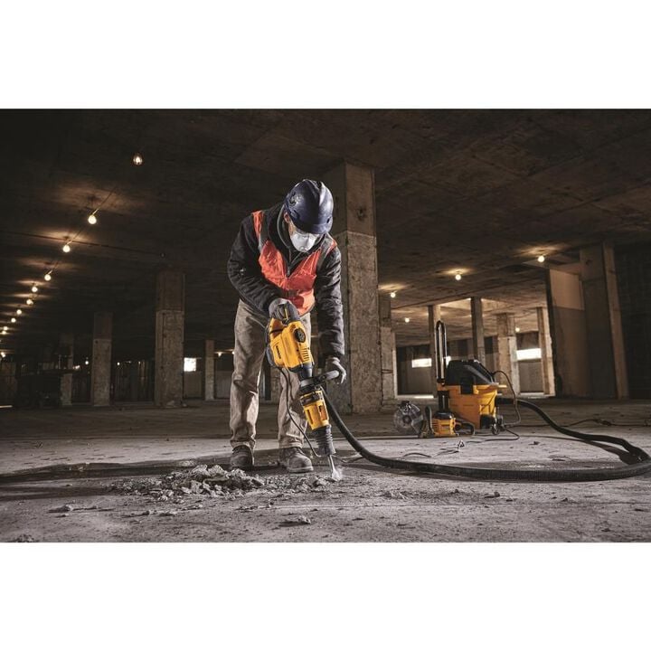 DEWALT 16 Lbs. SDS MAX Chipping Hammer Kit, large image number 4