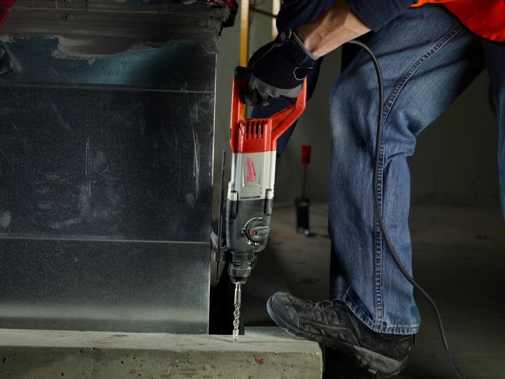 Milwaukee 1inch Sds Plus Rotary Hammer Kit Reconditioned 5262 81 - Image 4