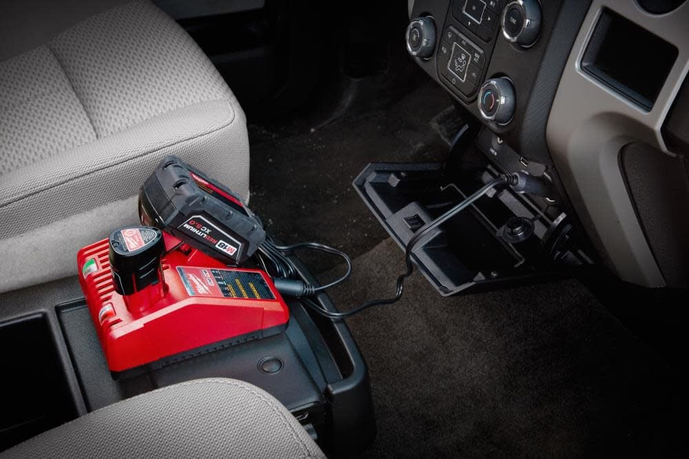 Milwaukee M18 M12 Dc Charger 48 59 1810 - Image 9