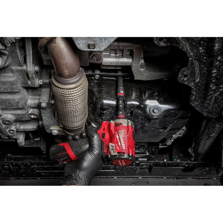 Milwaukee SHOCKWAVE Impact Duty Socket 3/8in Drive 10MM Deep 6 Point, large image number 3