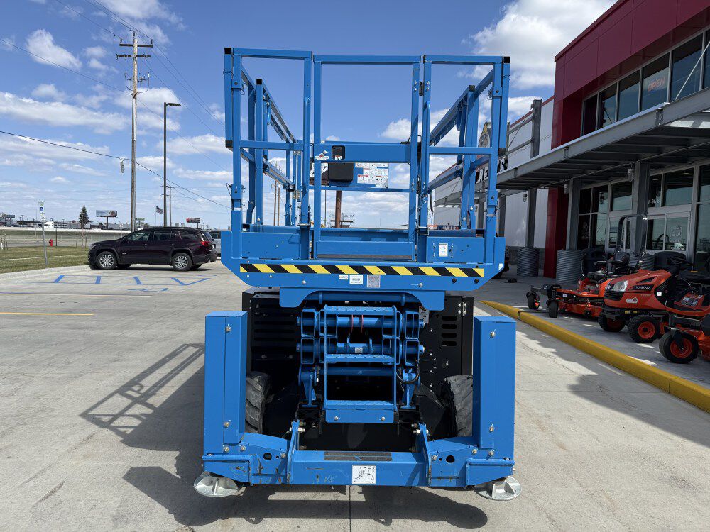 Genie GS-2669 RT 26 Ft Diesel Rough Terrain Scissor Lift, large image number 3