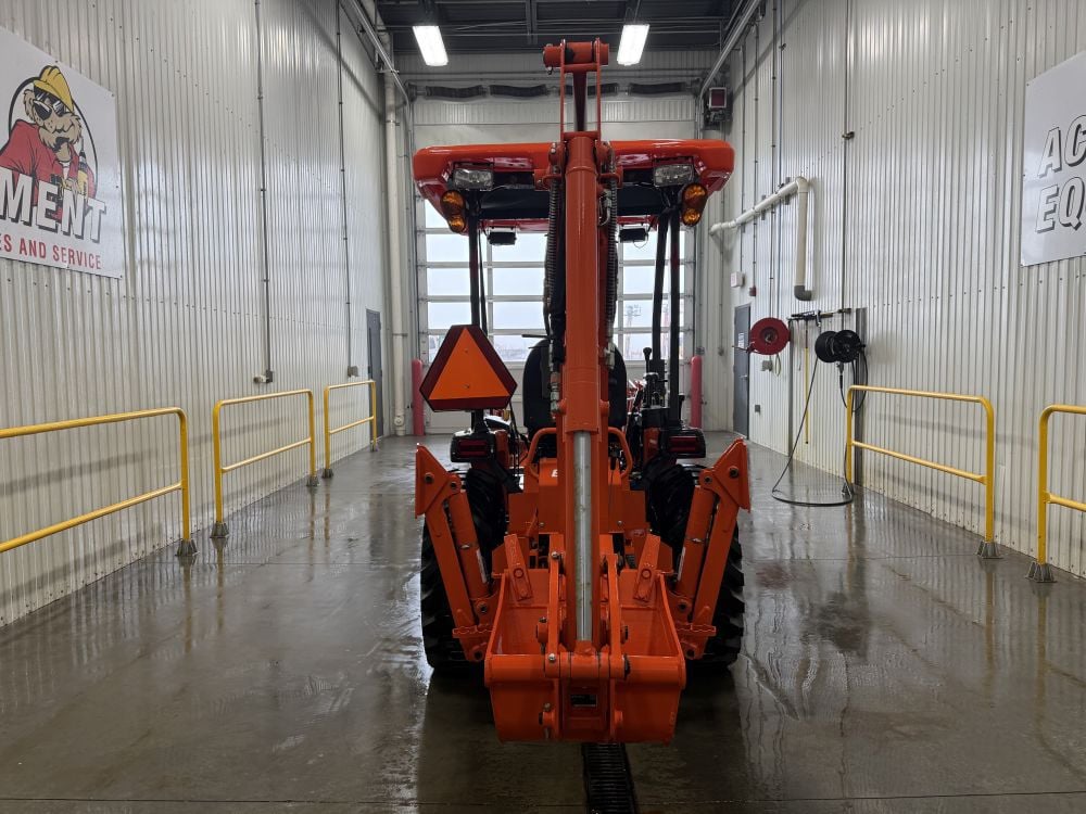 Kubota B26TLB 23.1HP Diesel Tractor Loader Backhoe Carryover 2022, large image number 6