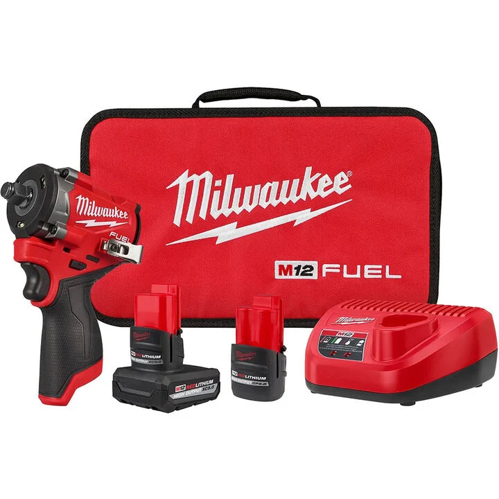 Milwaukee M12 FUEL Stubby 1/2 Inch Impact Wrench Kit