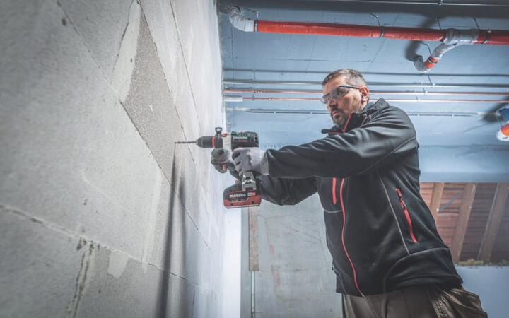 Metabo SB18LTXBL18V Cordless1/2in Hammer Drill Kit, large image number 5