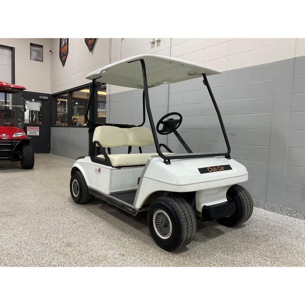 Club Car DS Electric Golf Cart - Used 2000, large image number 4