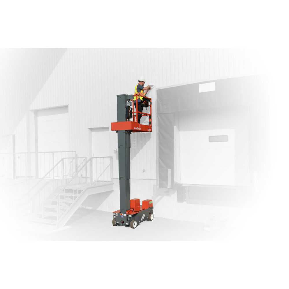 Skyjack 21.5 ft Working Height Vertical Mast Lift SJ16 E