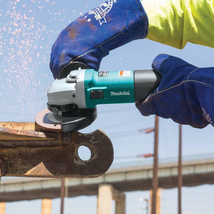 Makita 4-1/2in Angle Grinder, large image number 3