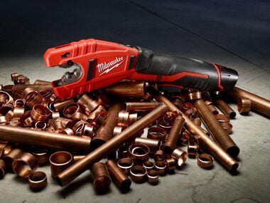 Milwaukee M12 Cordless Lithium-Ion Copper Tubing Cutter Kit Reconditioned, large image number 5