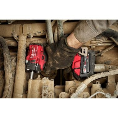 Milwaukee M18 FUEL 1/2 Compact Impact Wrench with Pin Detent, large image number 7