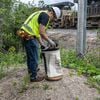 Klein Tools Heavy Duty Top Closing Bucket 22in, small image number 3