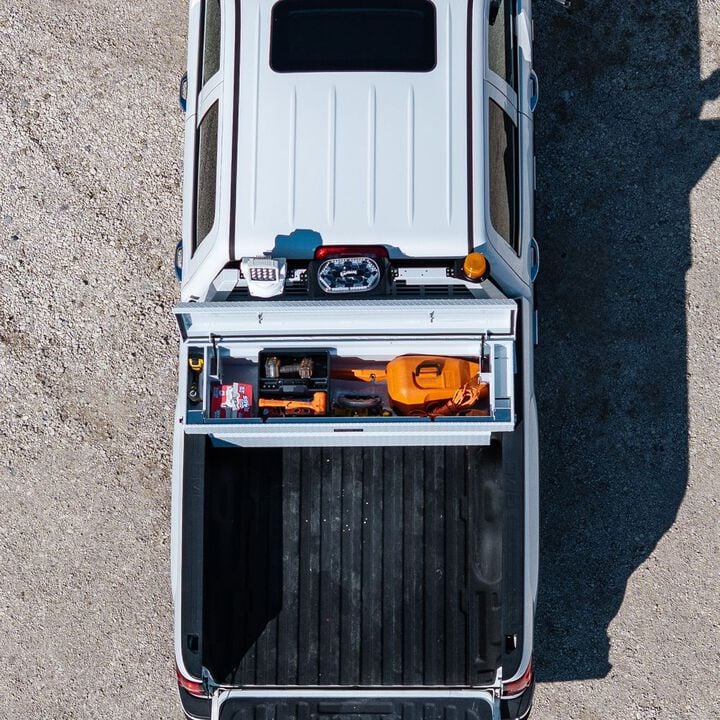 Buyers Products Company 18 x 20 x 71 Inch Diamond Tread Aluminum Crossover Truck Tool Box Gloss White, large image number 13