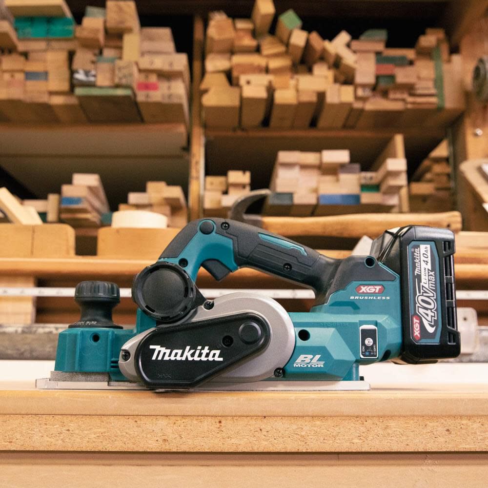 Makita 40V max XGT Cordless 3 1/4in Planer Kit AWS Capable