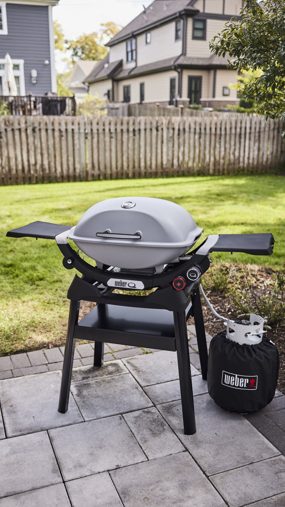 Weber Q2800N+ Gas Grill (Liquid Propane), Smoke Grey, large image number 2