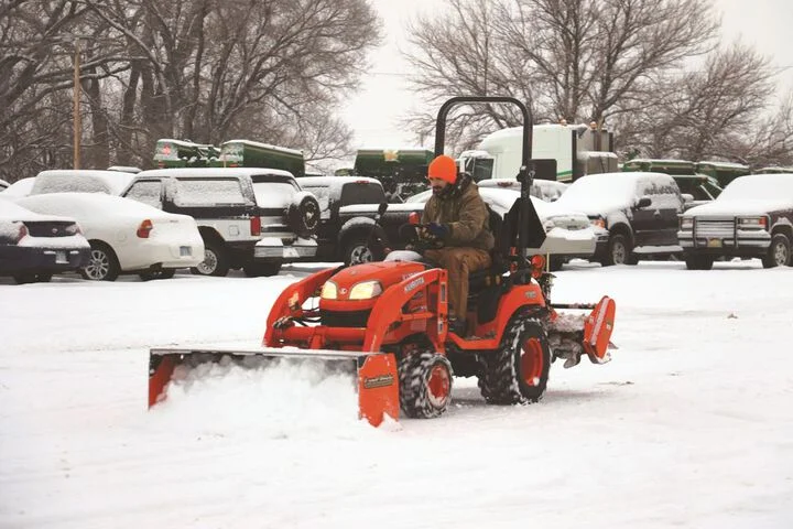 Land Pride SP0560 60 Inch SPL05 Series Loader Snow Pusher, large image number 7