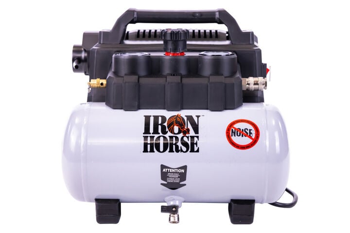 Iron Horse .75hp 1.5 Gallon Hot Dog Air Compressor