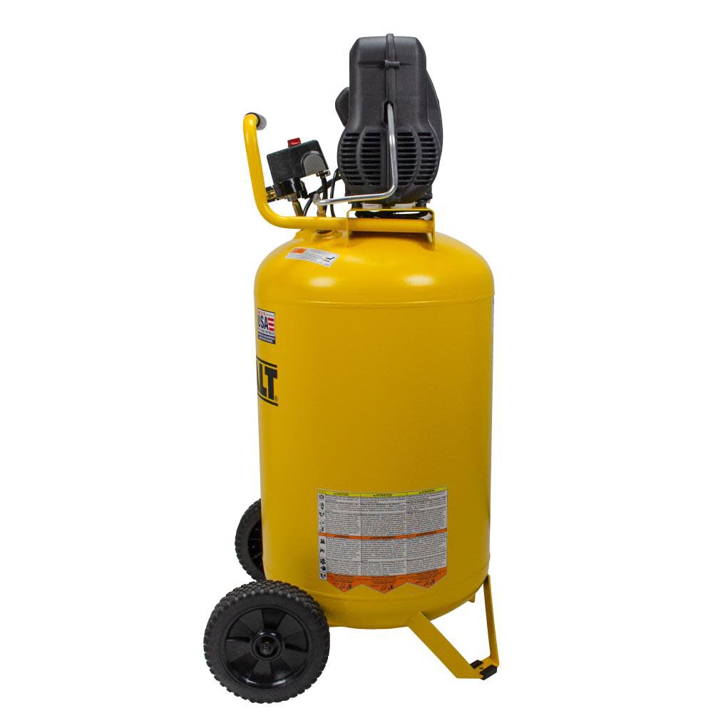 Dewalt 30 gallon air sales compressor 155 psi