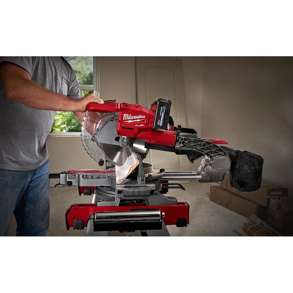 Milwaukee M18 FUEL 10inch Dual Bevel Sliding Compound Miter Saw Kit, large image number 21