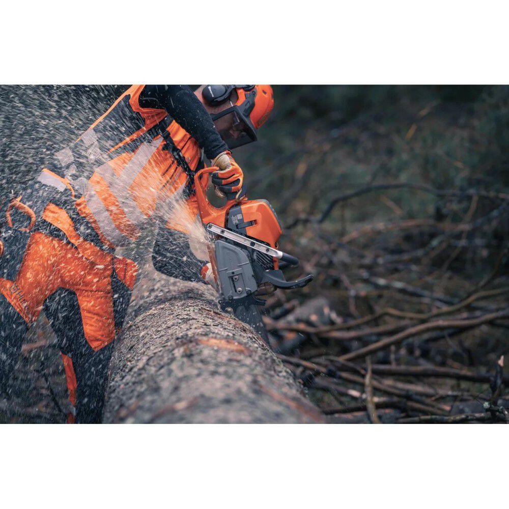 Husqvarna 592XPG 24in Bar .05in Gauge 92.7cc Gas Powered Chainsaw, large image number 6