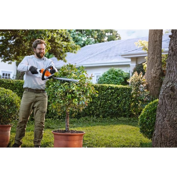 Stihl HSA 40 10.8 Volt  20 Inch Double-Side Blade Battery Hedge Trimmer Cordless (Bare Tool), large image number 4