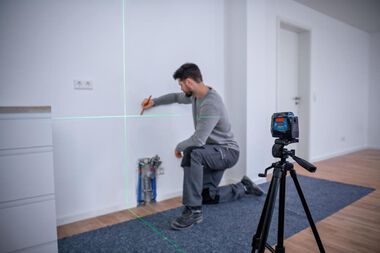 Bosch Green-Beam Self-Leveling Cross-Line Laser (Bare Tool), large image number 17