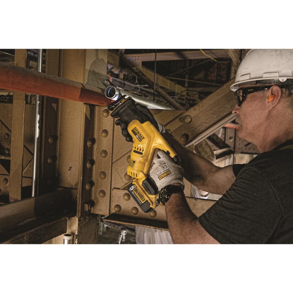 Dewalt 20 volt sales reciprocating saw kit