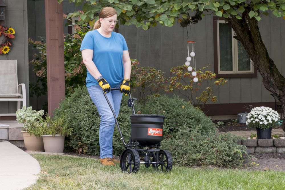 Agri-Fab 50-Lb Push Spreader, large image number 6