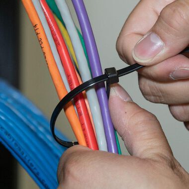 Klein Tools Cable Ties 7.75in Black 100pk, large image number 3