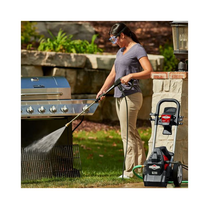Briggs and Stratton 2200 PSI 1.2 GPM Electric Powered Cold Water Pressure Washer with 3 Spray Tips , large image number 6