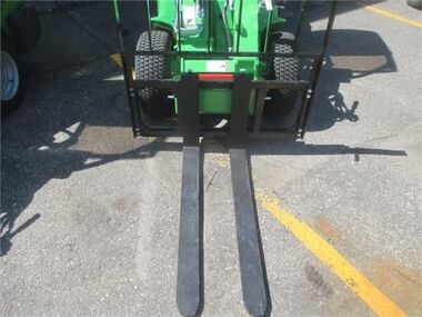 Avant Tecno USA 42in Pallet Fork Attachment CAPF42, large image number 0
