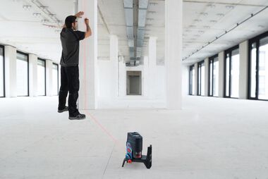Bosch 12V Max Connected Cross-Line Laser with Plumb Points, large image number 3