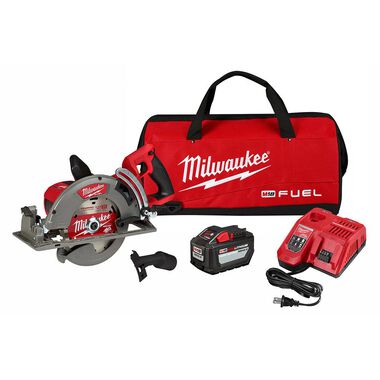 Milwaukee M18 FUEL Rear Handle 7-1/4 in. Circular Saw Kit
