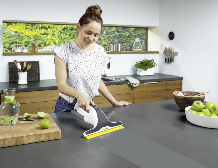 Karcher WV 6 3.6V Battery-Powered Vacuum Window Cleaning System White, large image number 15