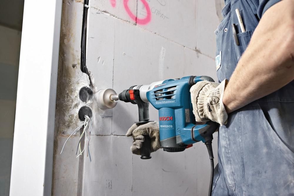 Bosch 1-1/4 Inch SDS-plus Rotary Hammer with Quick-Change Chuck System, large image number 10