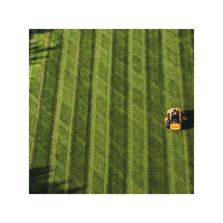 Cub Cadet PRO Z 900 S Series Lawn Mower 72in 999cc 35HP, large image number 2
