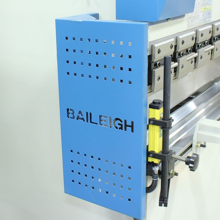 Baileigh BP-3305CNC Hydraulic Press Brake 63in 33 Ton, large image number 8