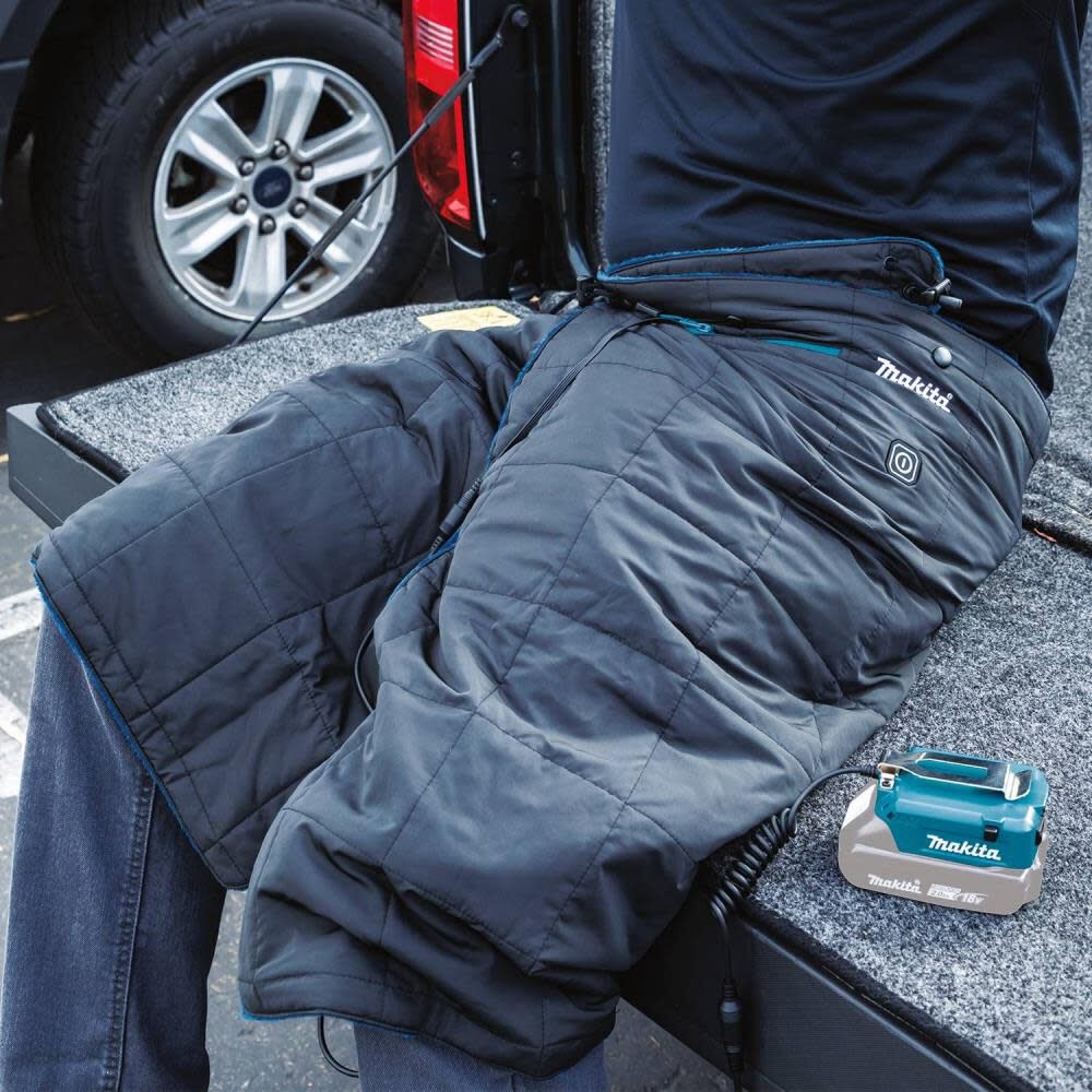 Cordless battery store operated heated blanket