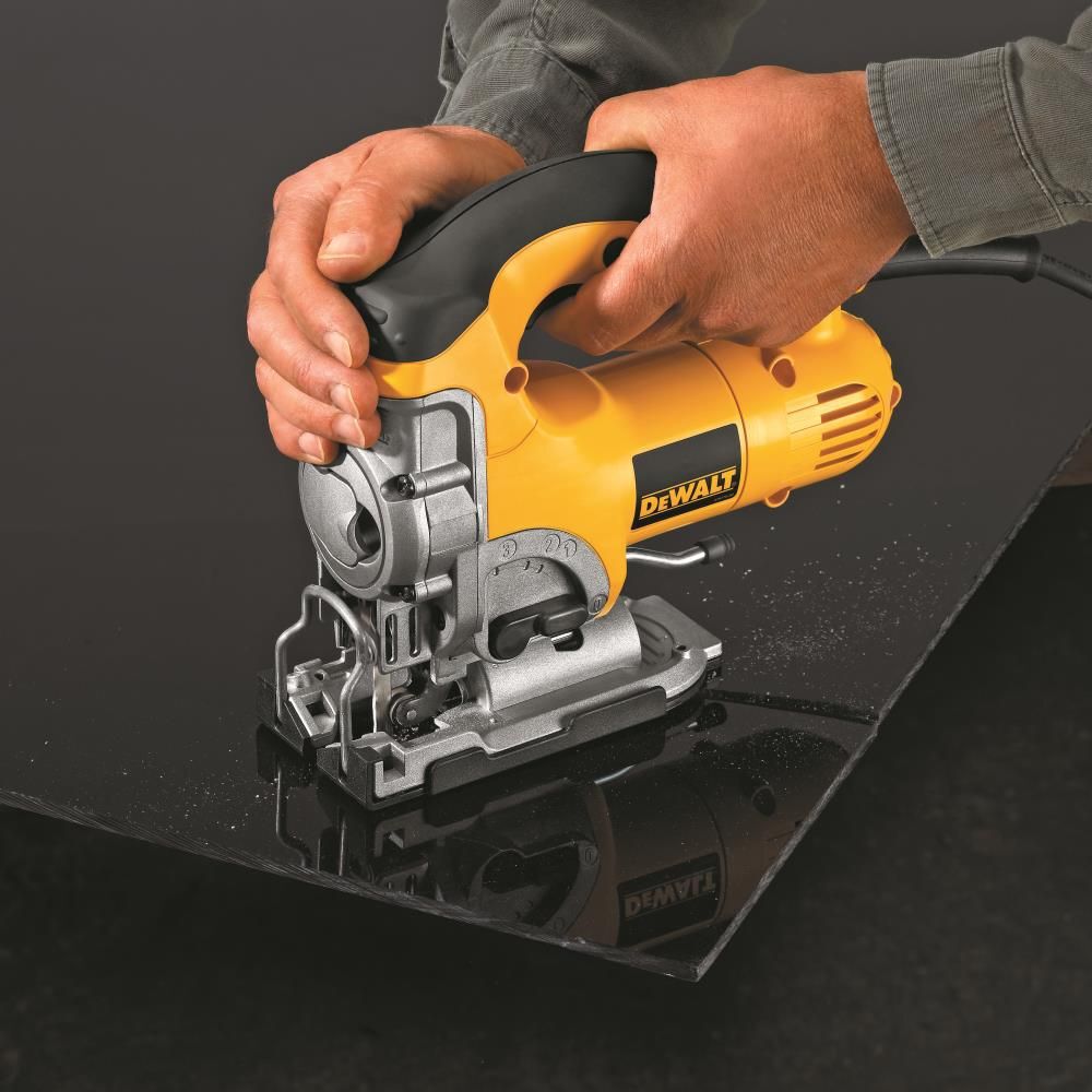 DEWALT HEAVY-DUTY VARIABLE SPEED TOP-HANDLE JIG SAW KIT (DW331K), large image number 3
