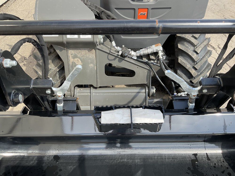 Sheyenne Tooling SG68 48 Inch Quick-Tach Grapple for Skid Steer, large image number 13