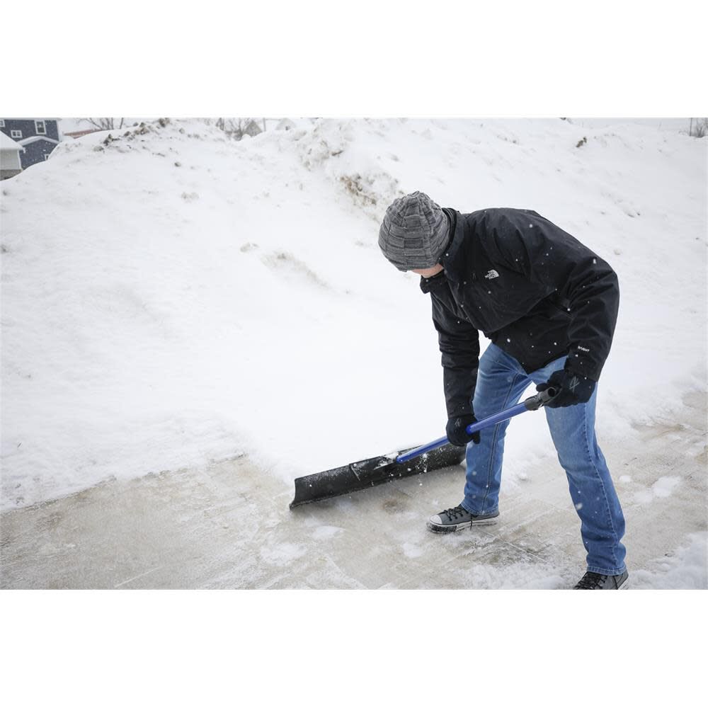 Marshalltown Polar Pusher Snow Shovel 36in Blade Poly D Grip, large image number 3