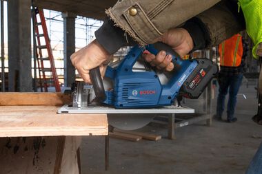 Bosch PROFACTOR 18V Strong Arm 7 1/4in Circular Saw Kit, large image number 9