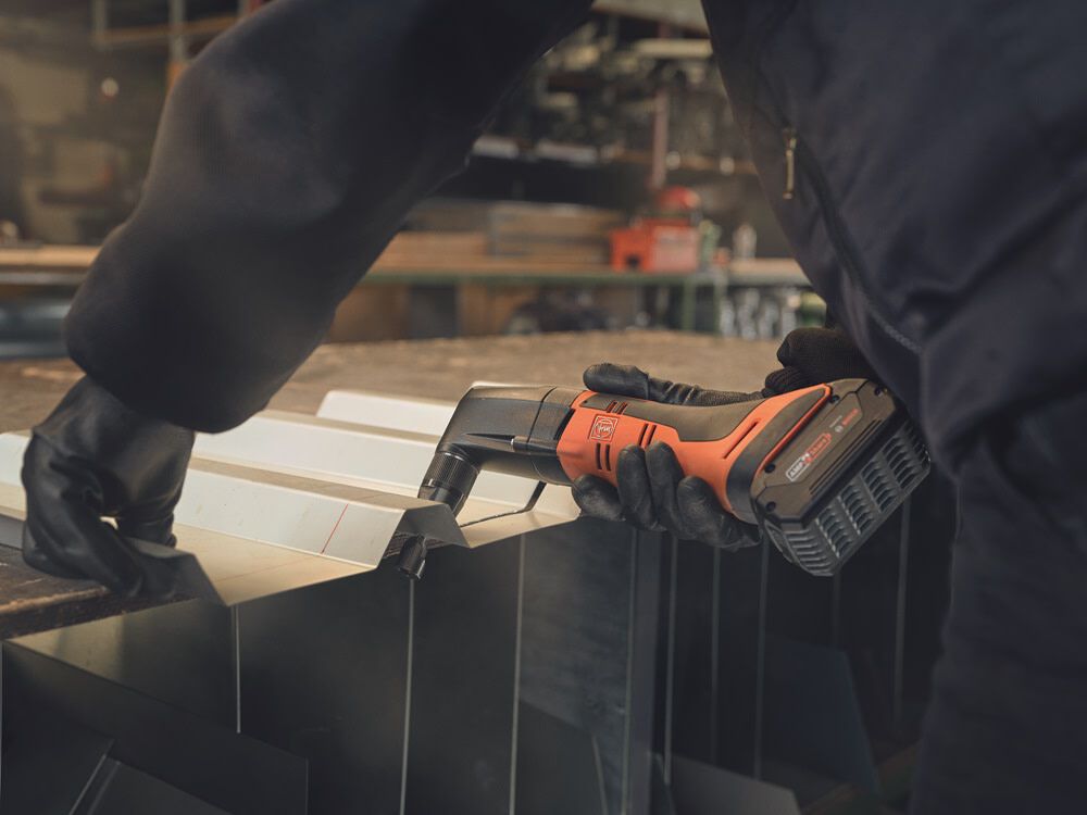 Cordless nibbler shop