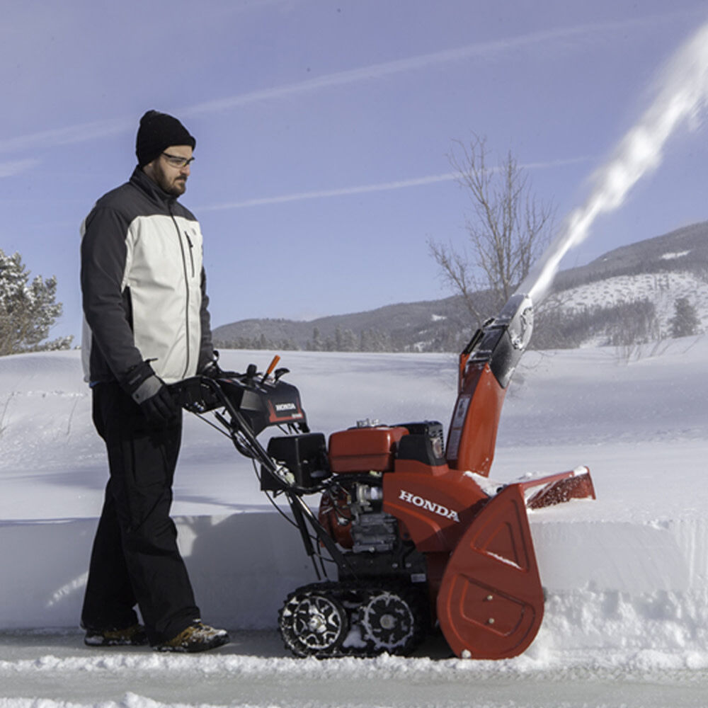 Honda 13HP 32In Two Stage Track Drive Snow Blower Electric Start