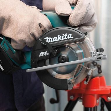 Makita 18V LXT 5-7/8in Metal Cutting Saw (Bare Tool), large image number 4