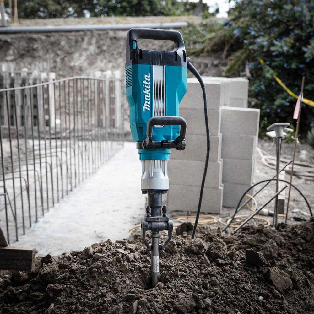 Makita demo store hammer bits