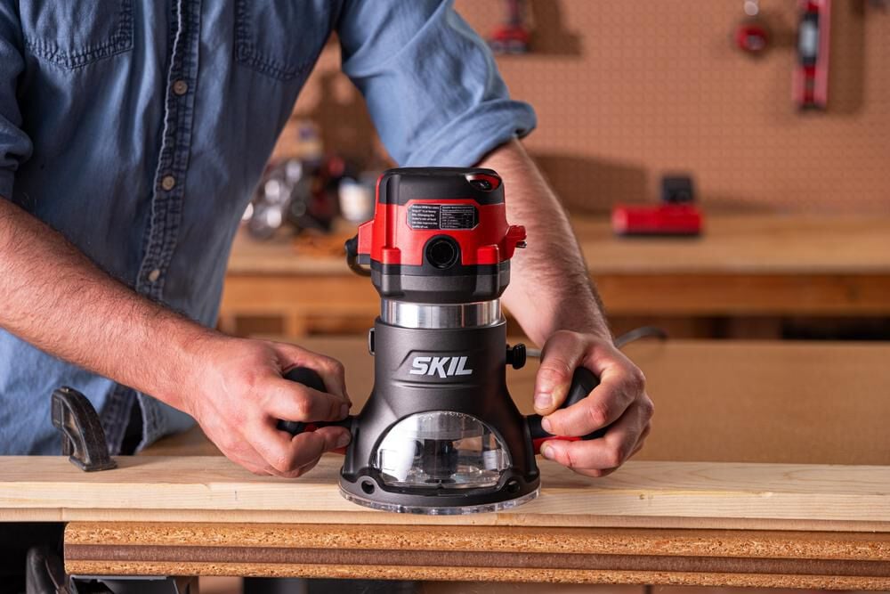 SKIL RT1323-00 10 Amp Fixed Base Router, large image number 4