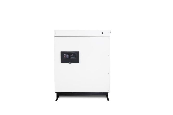 Generac Protector Series 80,000 Watt 3 Phase Dual Fuel 48-State Liquid-Cooled Standby Generator 2023 Display Model, large image number 3