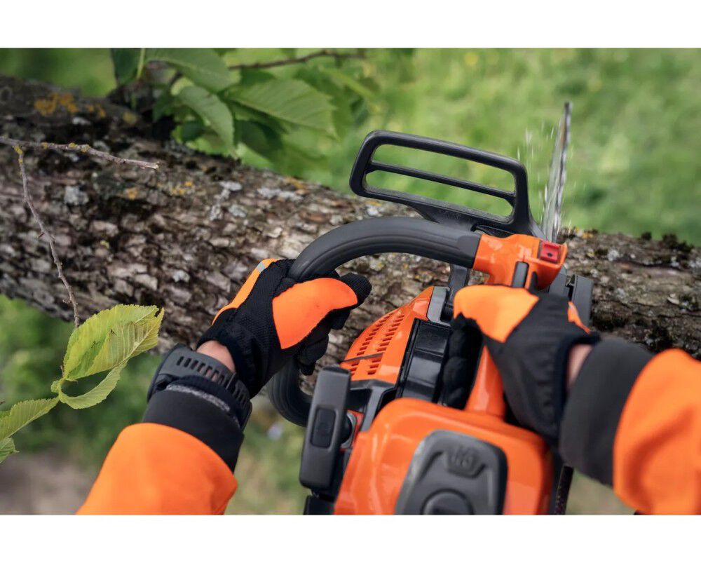 Husqvarna T540 XP Mark III 16 Inch Top-Handle Gasoline-Powered Chainsaw, large image number 5