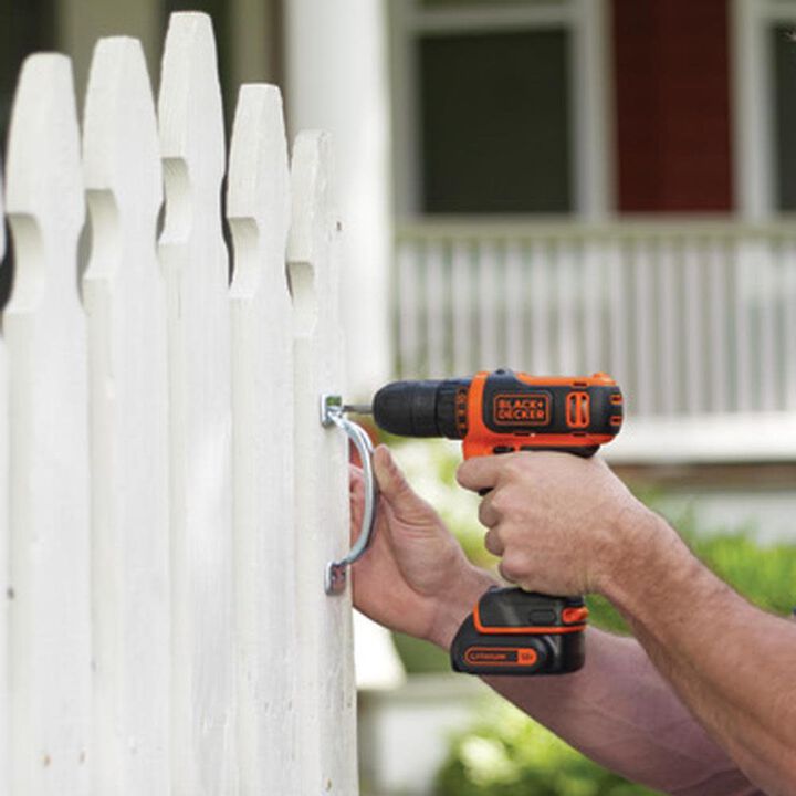Black and Decker 12V MAX Li-Ion Cordless Drill Kit, large image number 3