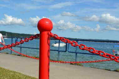 Mr Chain Red Heavy Duty Stanchion (4-Pack), large image number 1