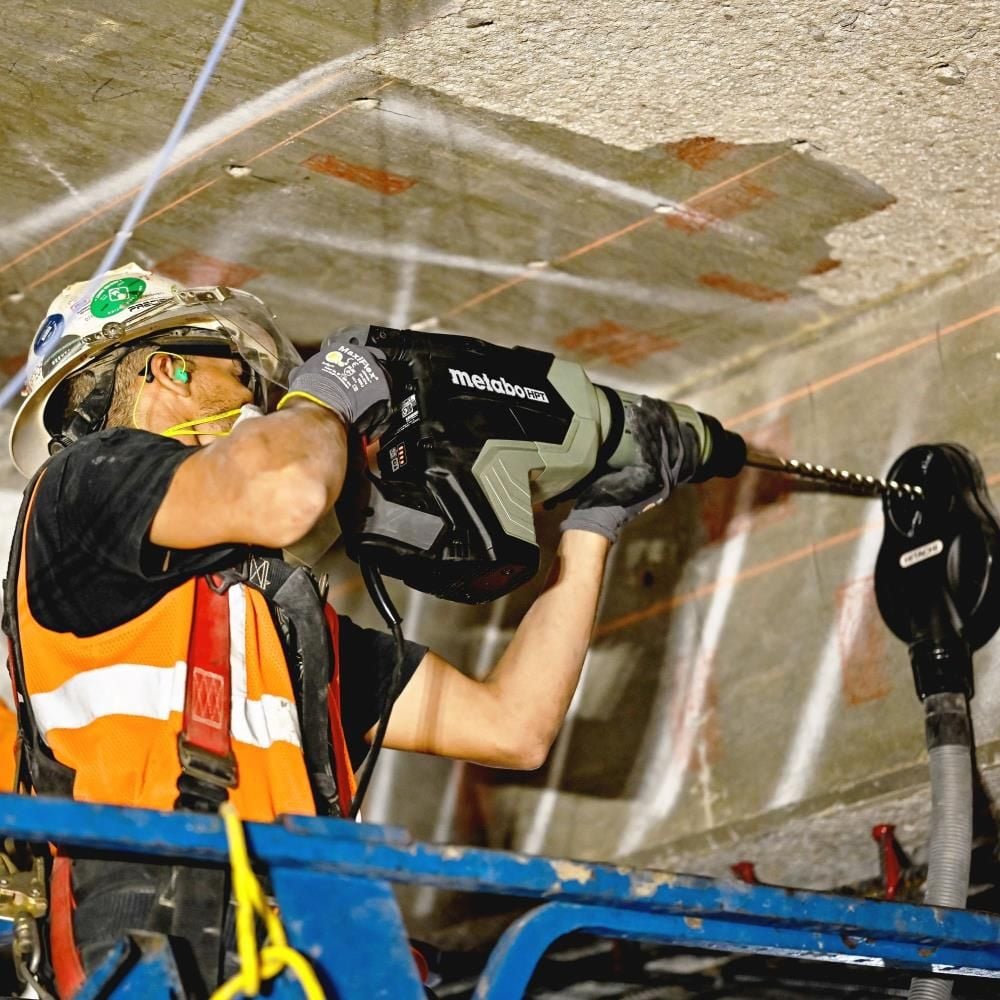 Metabo HPT 2-1/16-In AC Brushless AHB AC/DC SDS Max Rotary Hammer with UVP, large image number 2